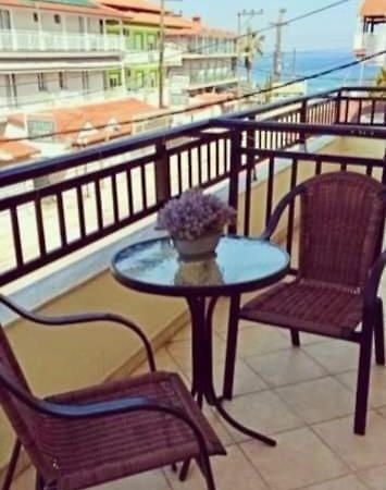 Erato Hotel Лептокария Екстериор снимка